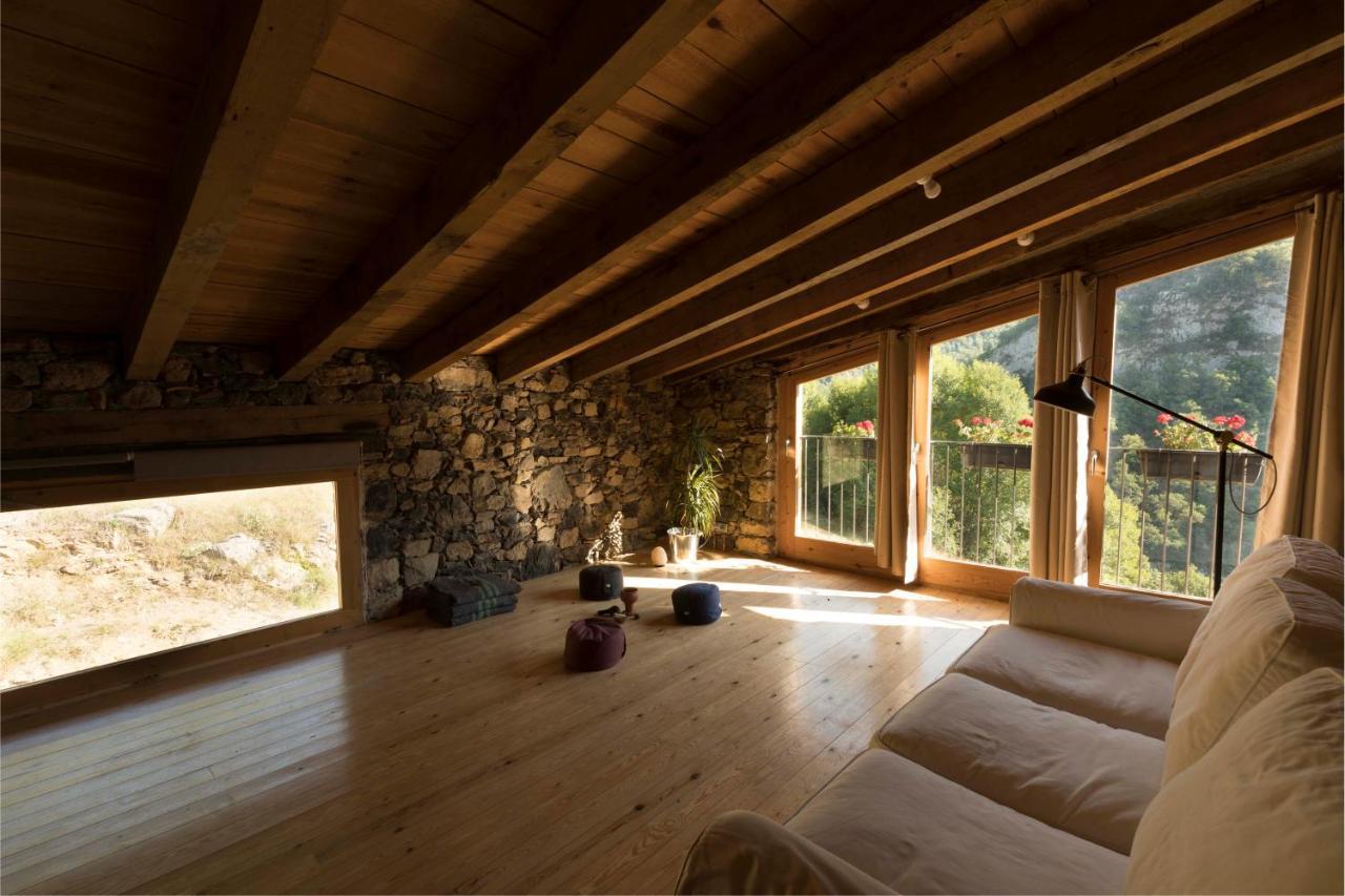Mas Rural El Negre Hostel Ogassa Kültér fotó