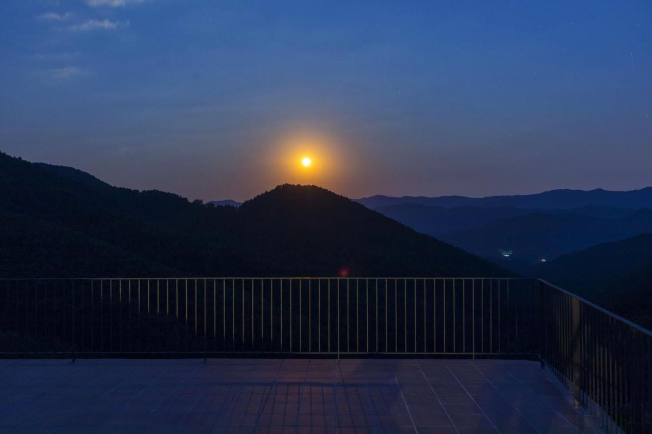 Mas Rural El Negre Hostel Ogassa Kültér fotó